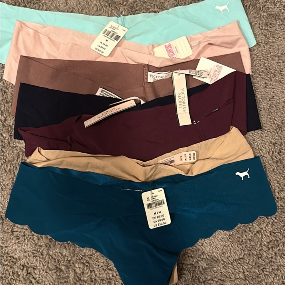 BRAND NWT Victoria’s Secret thong underwear size M
